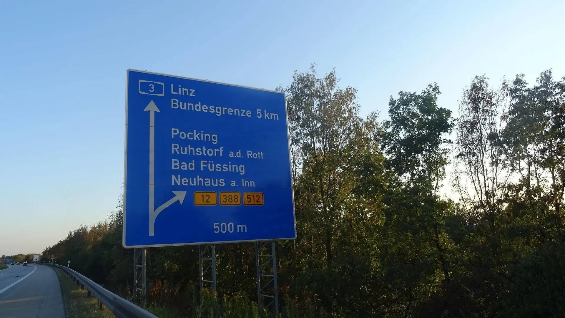 Apparthotel Alte Innbruecke-24Std-Self-Check In-Haustiere Willkommen 3*, Neuhaus am Inn