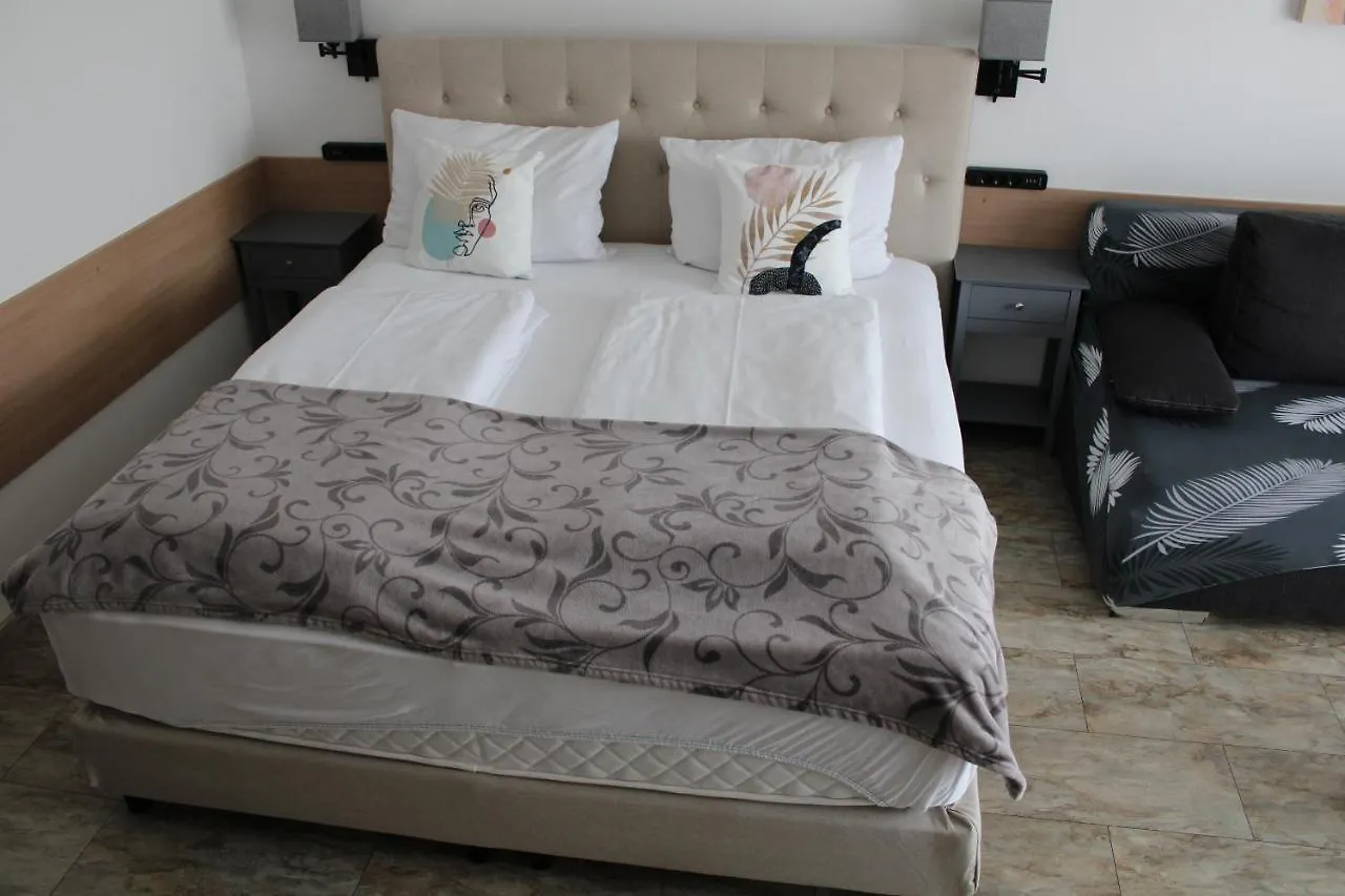 *** 公寓式酒店 Apparthotel Alte Innbruecke-24Std-Self-Check In-Haustiere Willkommen 因河畔诺伊豪斯 德国