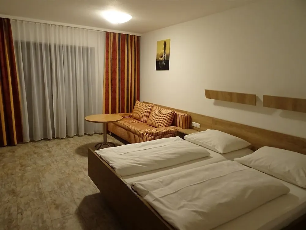 Apparthotel Alte Innbruecke-24Std-Self-Check In-Haustiere Willkommen 因河畔诺伊豪斯 德国