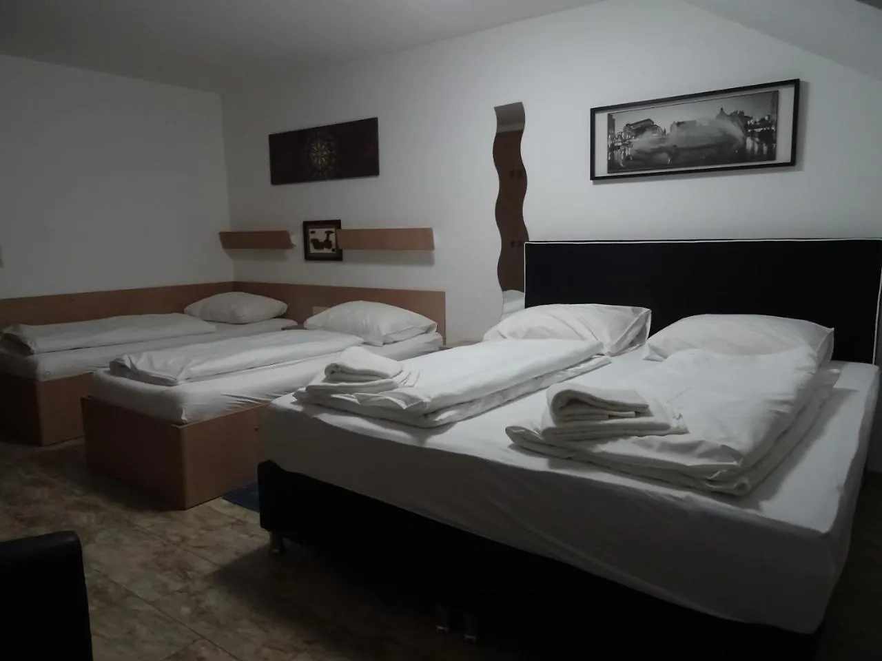 公寓式酒店 Apparthotel Alte Innbruecke-24Std-Self-Check In-Haustiere Willkommen 因河畔诺伊豪斯